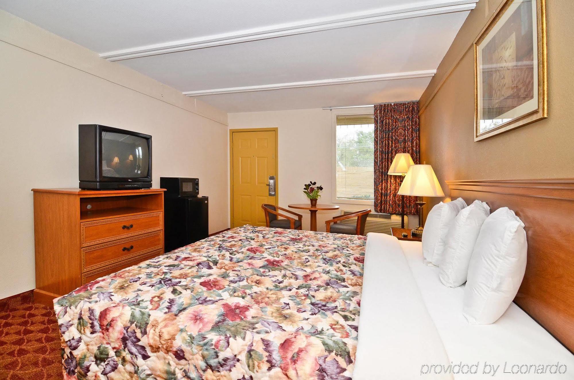 Spanish Trace Inn Αθήνα Δωμάτιο φωτογραφία