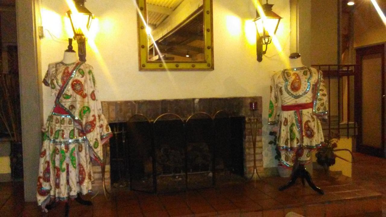 Spanish Trace Inn Αθήνα Εξωτερικό φωτογραφία