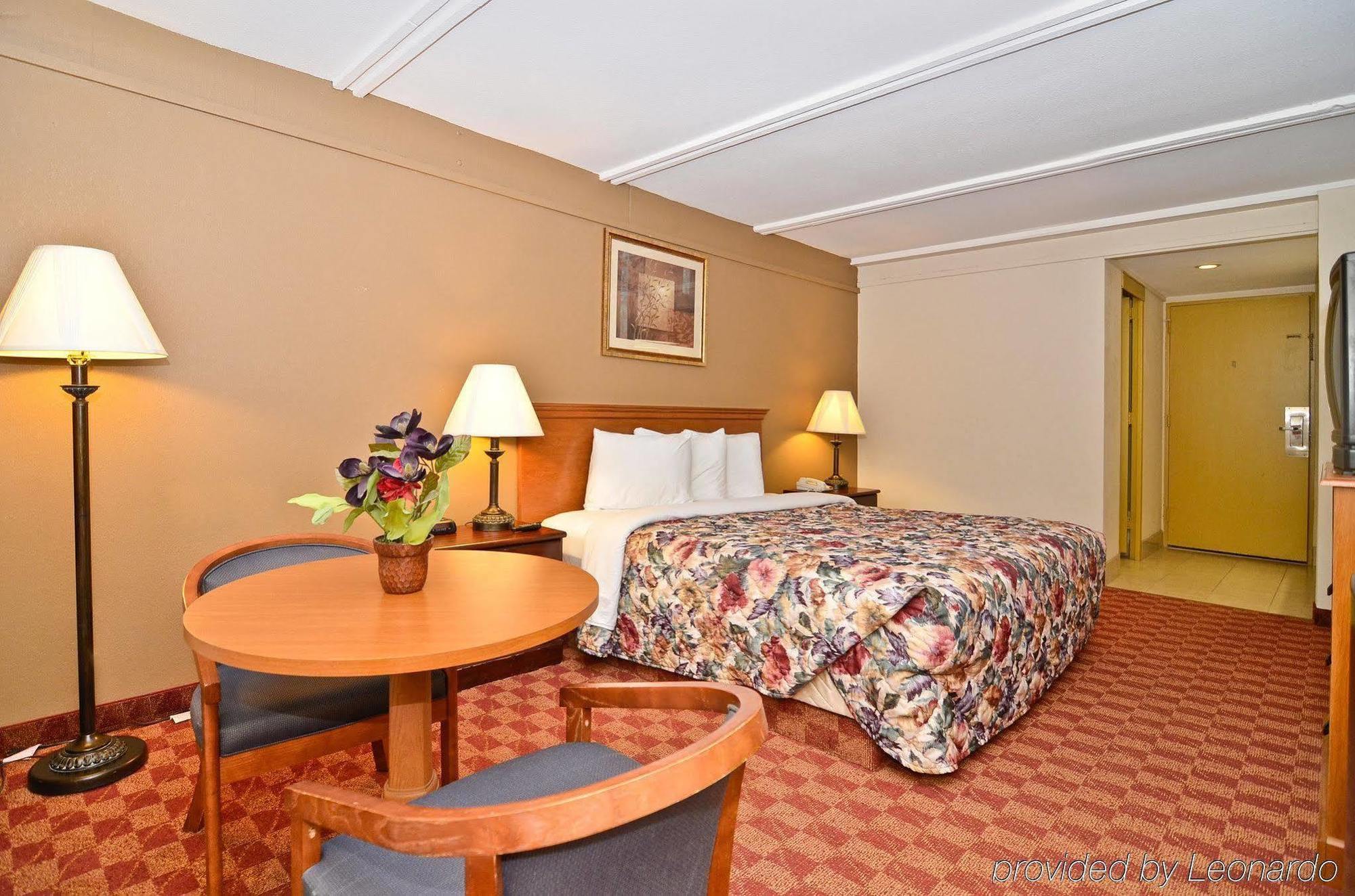 Spanish Trace Inn Αθήνα Δωμάτιο φωτογραφία